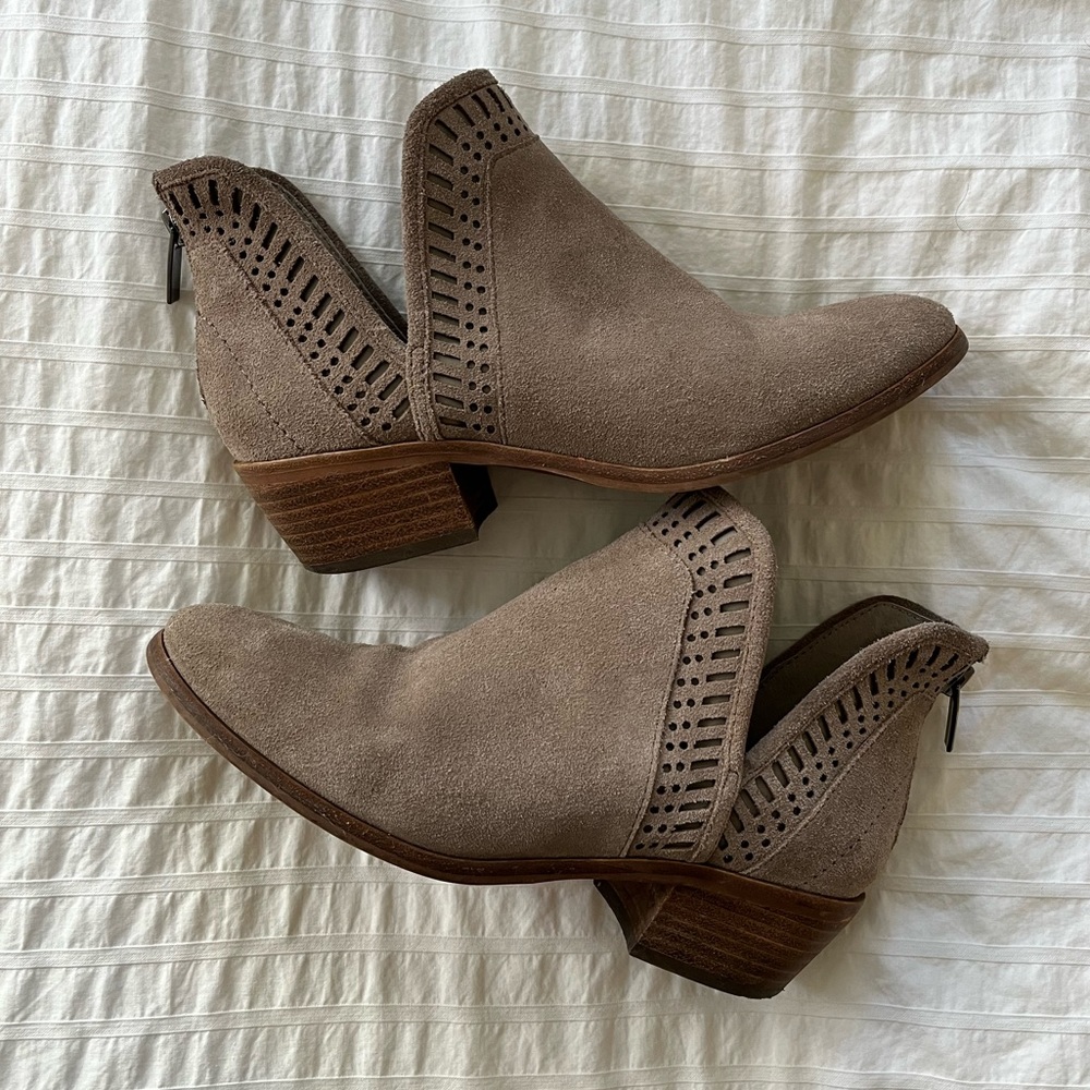 Vince Camuto- Suede Booties